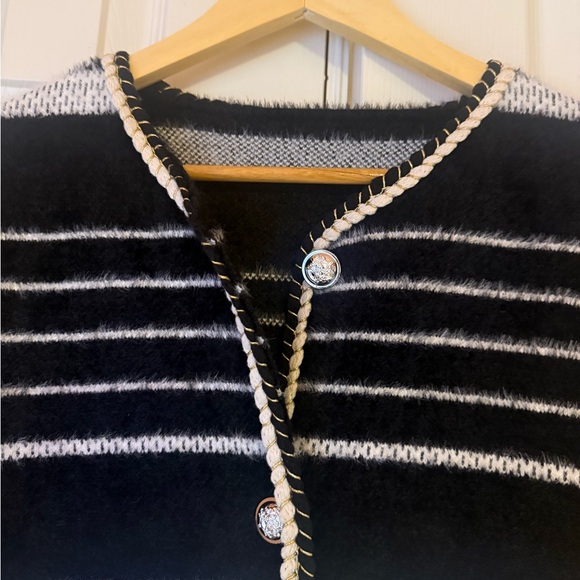 Striped Imitation Mink Fleece Cardigan - Picture 6 of 7